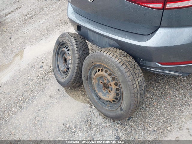 3VWG57AU9KM022800 Volkswagen 2019