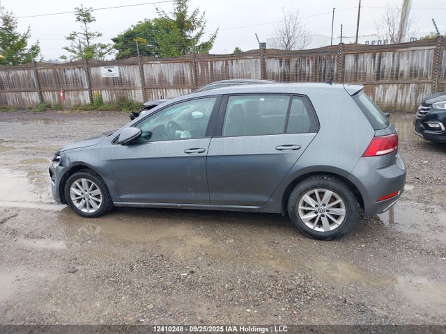3VWG57AU9KM022800 Volkswagen 2019