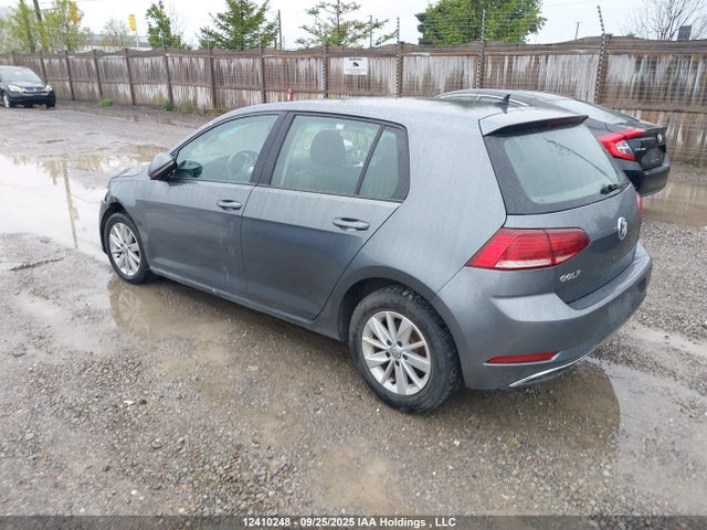 3VWG57AU9KM022800 Volkswagen 2019