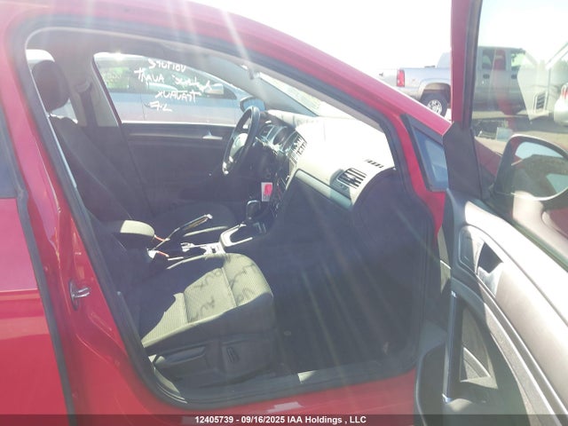 3VWG17AU0JM268659 Volkswagen Golf