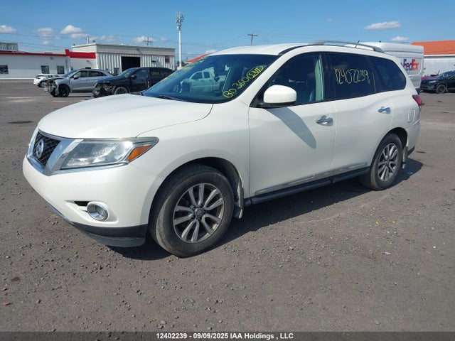 Nissan 2016 2016 5N1AR2MM5GC658615 Image 2
