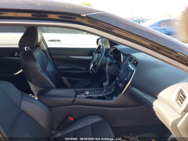 Nissan Maxima 2017 1N4AA6AP5HC426444 Image 5