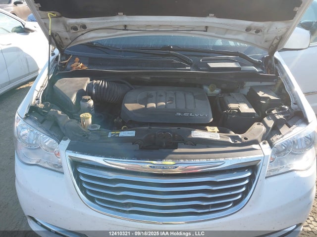 2C4RC1CG7FR576972 Chrysler Town and Country