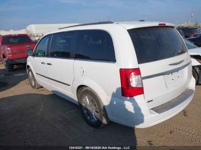 2C4RC1CG7FR576972 Chrysler Town and Country