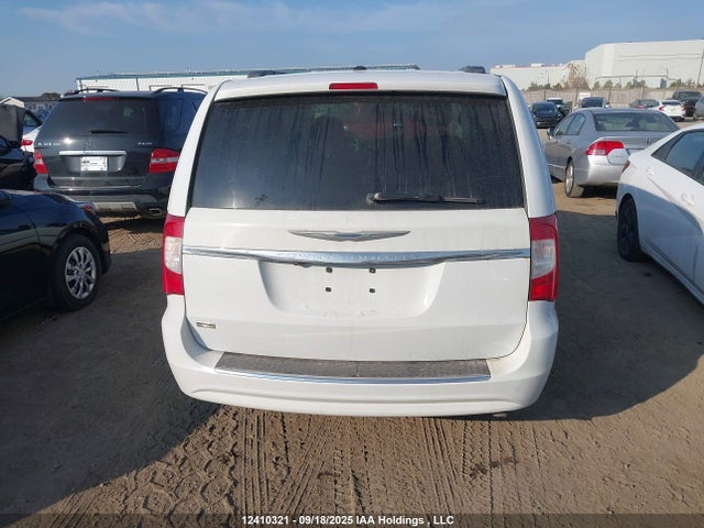 2C4RC1CG7FR576972 Chrysler Town and Country