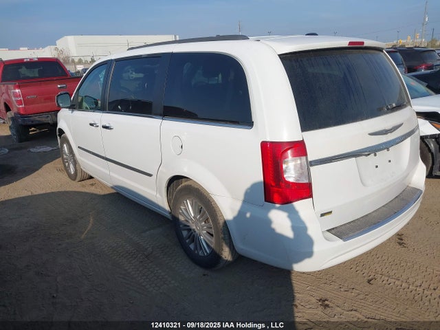 2C4RC1CG7FR576972 Chrysler Town and Country