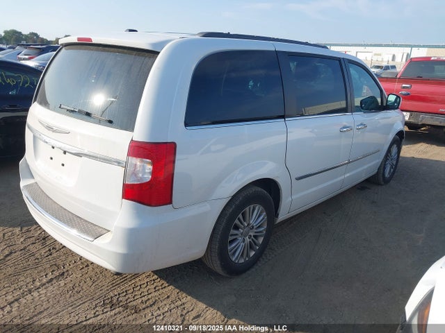 2C4RC1CG7FR576972 Chrysler Town and Country