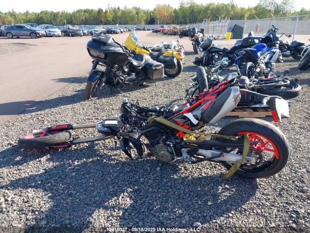 Ducati Hypermotard 2025 ZDMBAS2N9SB002903 Image 20