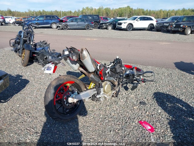 Ducati Hypermotard 2025 ZDMBAS2N9SB002903 Image 4