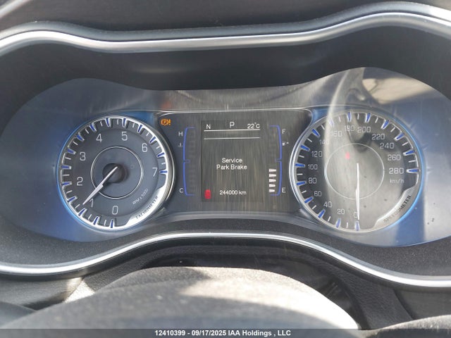 1C3CCCAB1FN507351 Chrysler 200