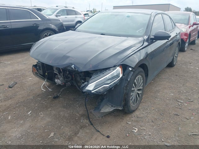3VWE57BU2KM050542 Volkswagen 1.8 tsi