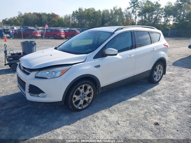 1FMCU9G90EUB86998 Ford ESCAPE SE