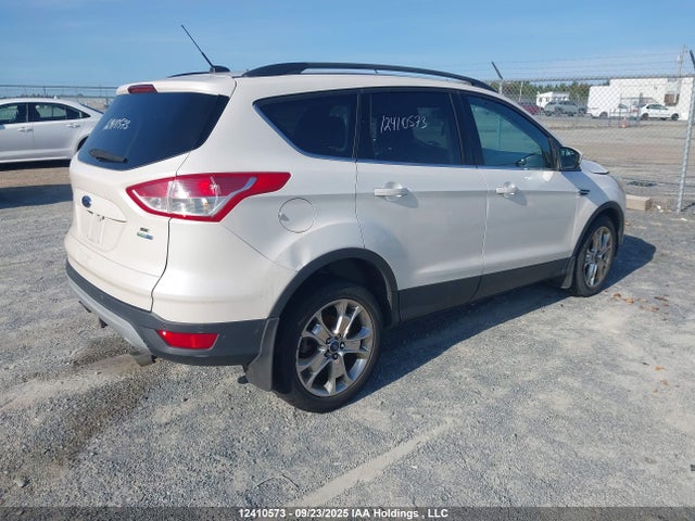 1FMCU9G90EUB86998 Ford ESCAPE SE