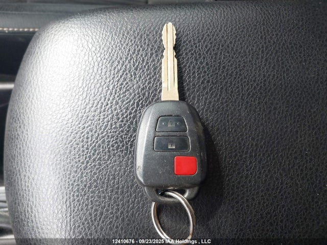 2T3WFREV8FW228303 Toyota 2ar-fe