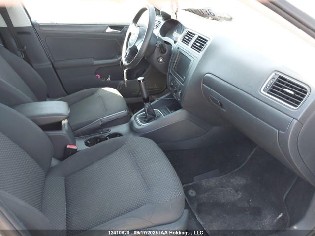 12410820 :رقم المزاد ، 3VW1K7AJ4CM370168 vin ، 2012 Volkswagen Jetta S مزاد بيع