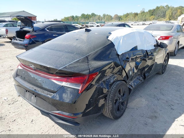 KMHLM4AG5MU140172 Hyundai Elantra Preferred Ivt