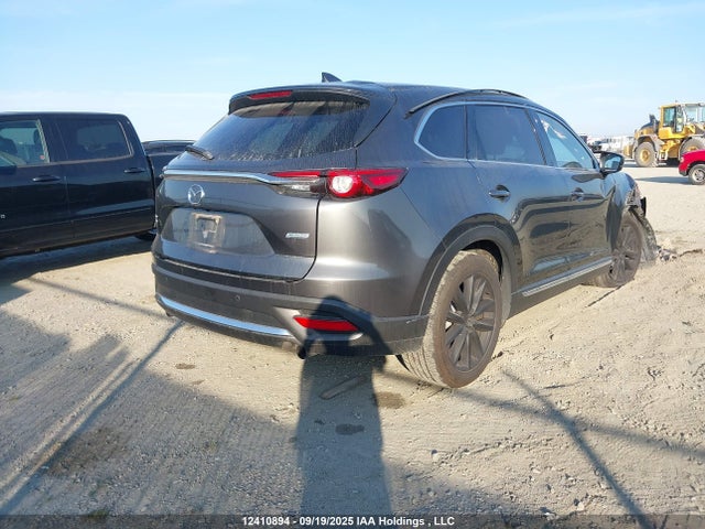 JM3TCBDY9G0106643 Mazda py