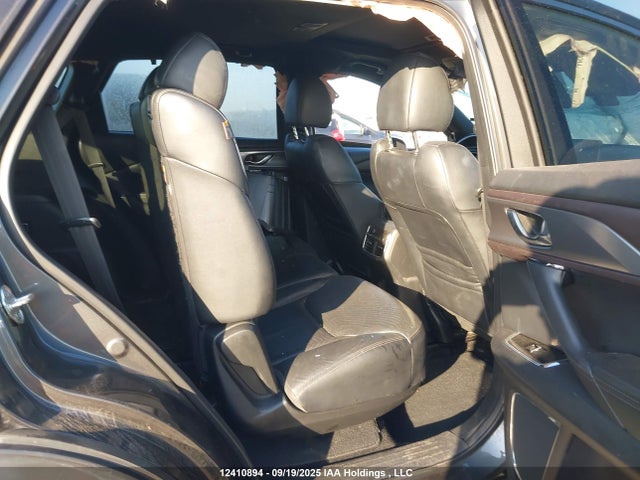 JM3TCBDY9G0106643 Mazda py