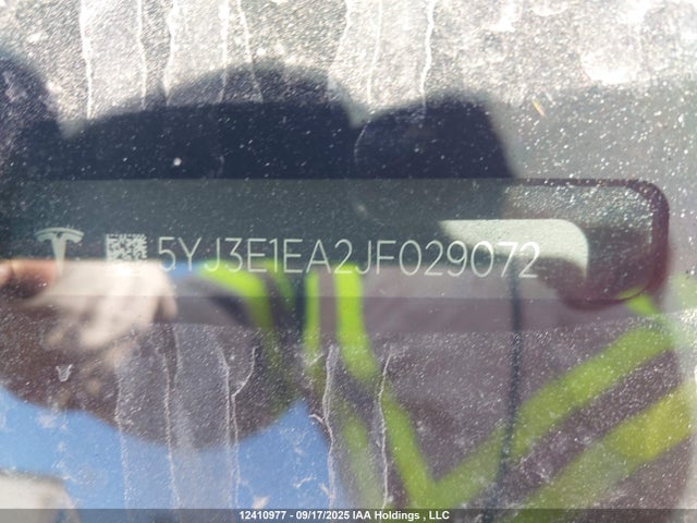 5YJ3E1EA2JF029072 Tesla Model 3 Long Range/mid Range