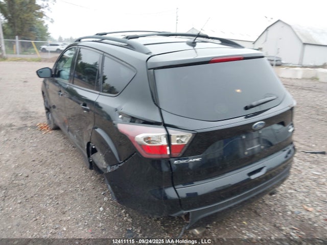 1FMCU9G98HUC99988 Ford Escape