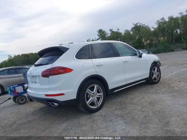 Porsche 2017 2017 WP1AB2A26HLA52719 Image 4