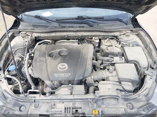 3MZBN1V77JM221743 Mazda pe
