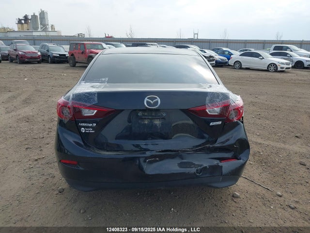 3MZBN1V77JM221743 Mazda pe