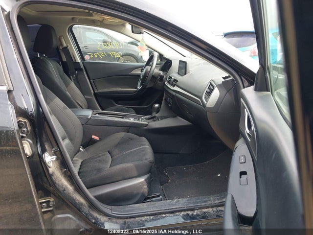 3MZBN1V77JM221743 Mazda pe