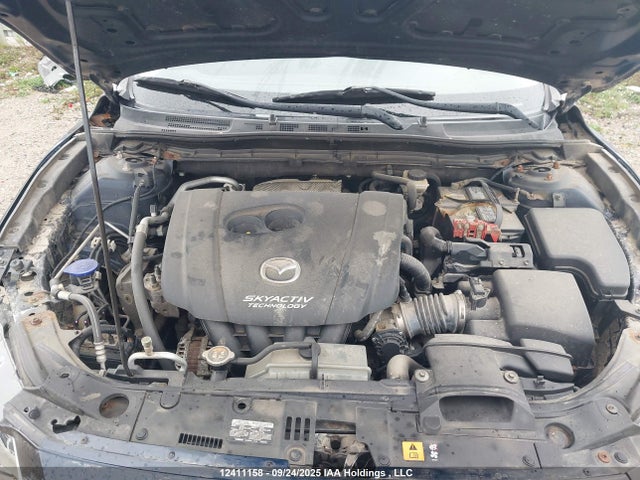 3MZBM1L72FM125838 Mazda pe
