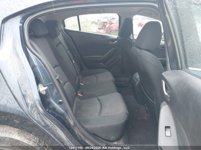 3MZBM1L72FM125838 Mazda pe