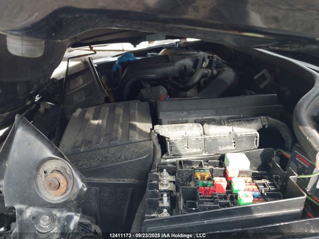 3VW2K7AJ2EM307772 Volkswagen 2014