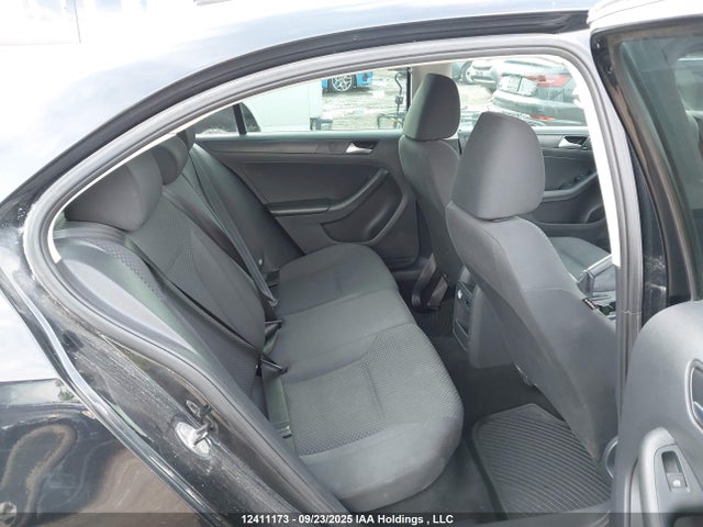 3VW2K7AJ2EM307772 Volkswagen 2014