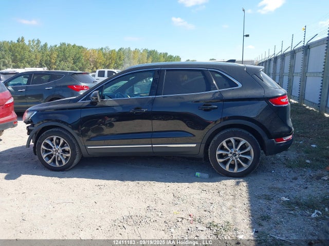Lincoln 2015 2015 5LMCJ2A9XFUJ38223 Image 15