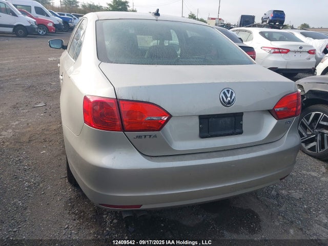 Volkswagen Jetta 2014 3VWLL7AJ2EM259112 Image 3