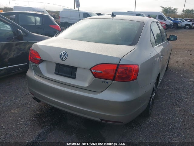 Volkswagen Jetta 2014 3VWLL7AJ2EM259112 Image 4