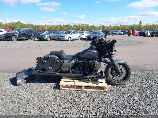 5HD1KRPA0KB607385 Harley-Davidson FLHXS