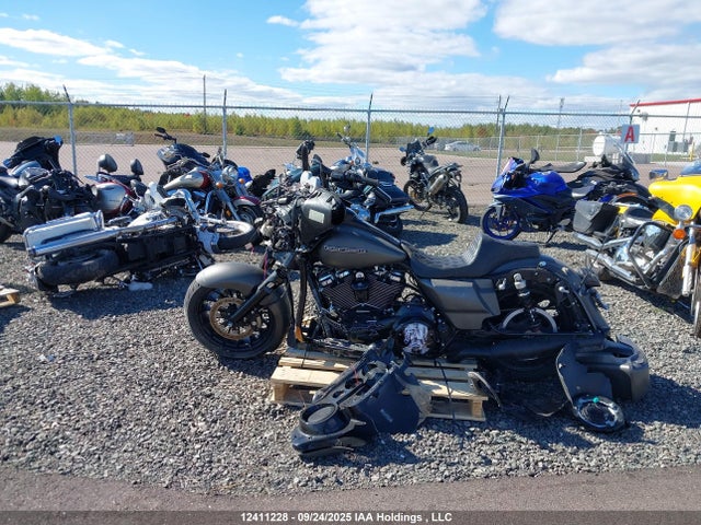 5HD1KRPA0KB607385 Harley-Davidson FLHXS