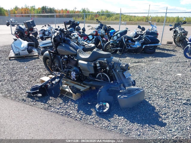 5HD1KRPA0KB607385 Harley-Davidson FLHXS