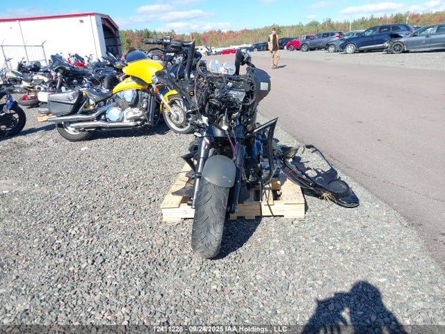 5HD1KRPA0KB607385 Harley-Davidson FLHXS