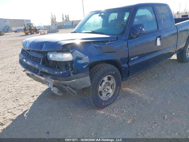 12411271 :رقم المزاد ، 1GCEK19T2YE408601 vin ، 2000 Chevrolet Silverado K1500 مزاد بيع