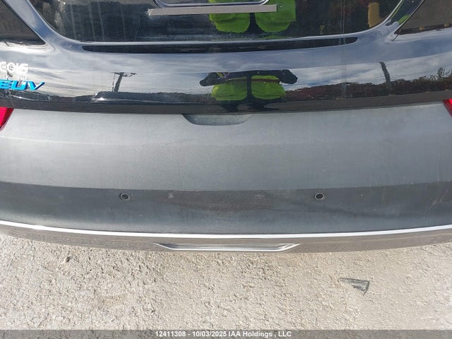 1G1FY6S0XN4111943 Chevrolet Bolt Euv