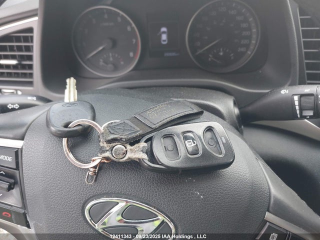 KMHD84LF8HU346041 Hyundai 2017