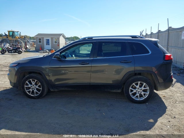 Jeep 2014 2014 1C4PJMCB6EW253716 Image 15