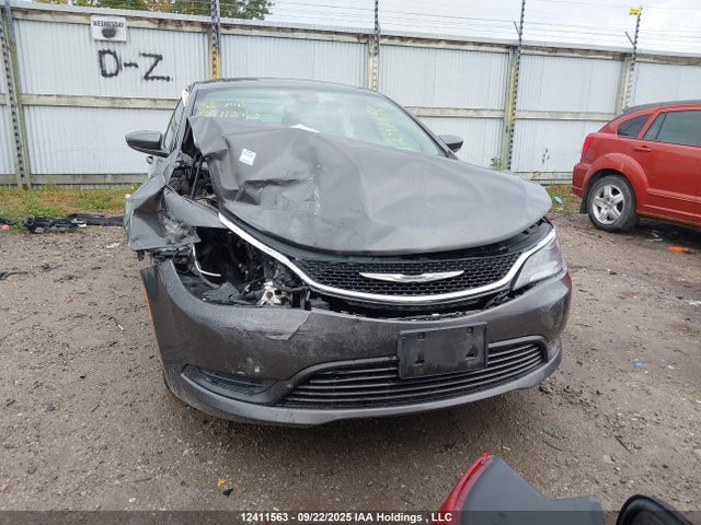 1C3CCCFB6FN727335 Chrysler 200