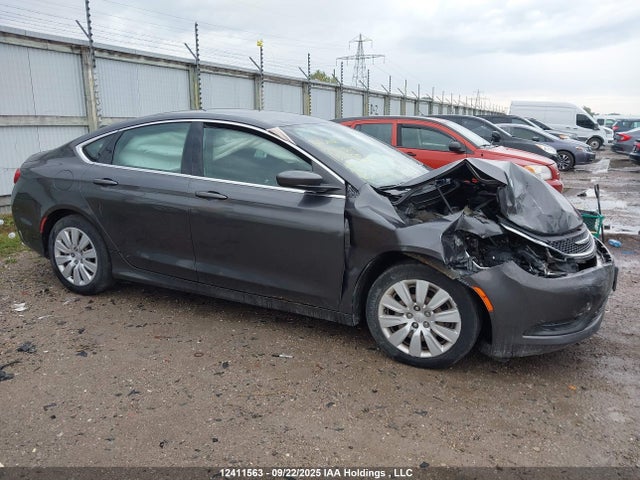 1C3CCCFB6FN727335 Chrysler 200