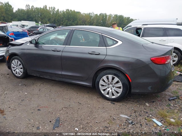 1C3CCCFB6FN727335 Chrysler 200