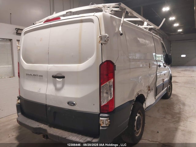 1FTYR1ZM7GKA71053 Ford Transit