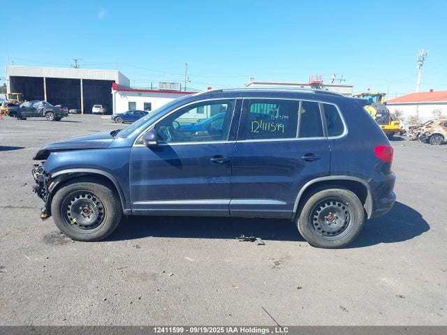 WVGLV7AX2HK026453 Volkswagen Tiguan
