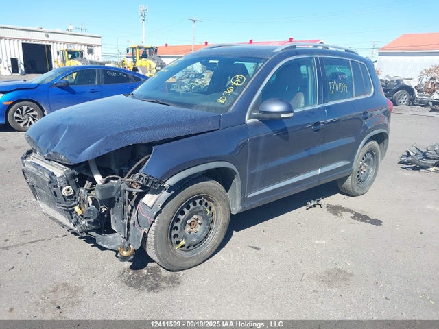 WVGLV7AX2HK026453 Volkswagen Tiguan