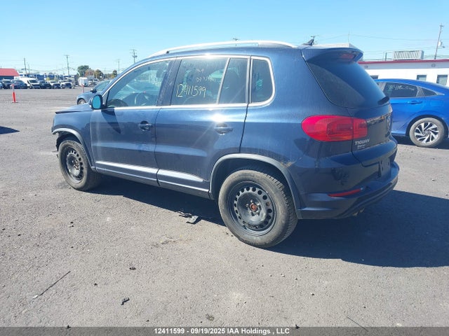 WVGLV7AX2HK026453 Volkswagen Tiguan